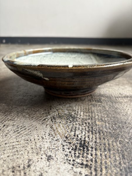 画像1: 西持田窯 ふち返し8寸鉢 (1)