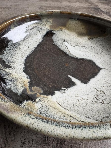 画像4: 西持田窯 ふち返し8寸鉢 (4)