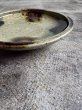 画像1: 西持田窯　6.5寸ふち返し皿 (1)