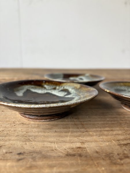 画像4: 西持田窯 4.5寸皿 (4)