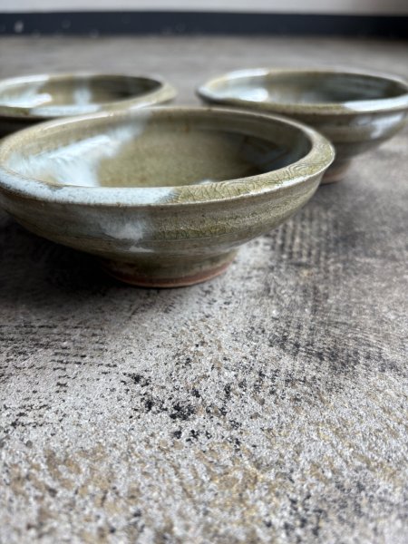 画像1: 西持田窯 ふち返し4.5寸鉢 (1)