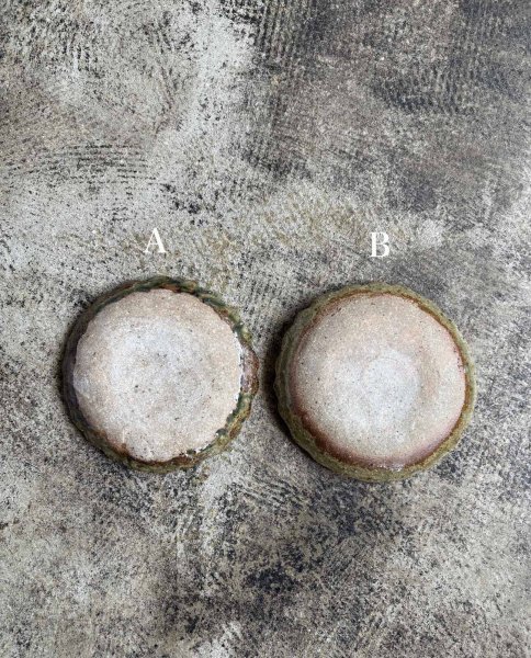 画像3: 西持田窯 しのぎ花型皿 (3)