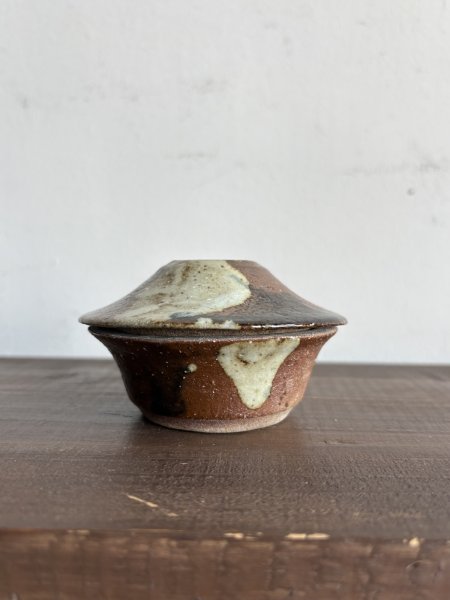 画像1: 西持田窯 型ふた物 (1)