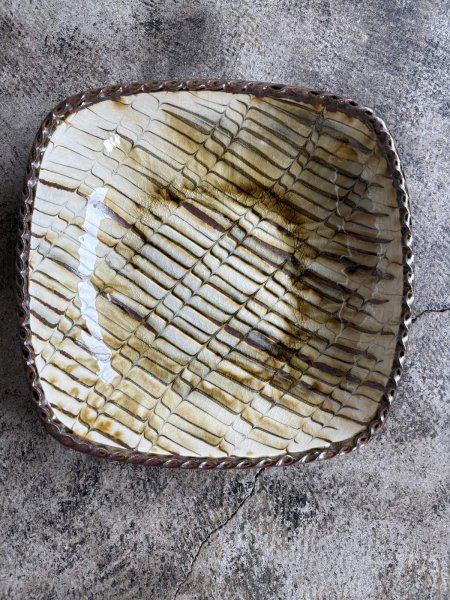 画像2: 井上尚之 スリップ角鉢 (2)