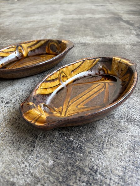 画像2: 井上尚之 スリップ耳付楕円鉢 (2)