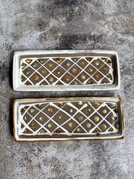 画像1: 登川均 たたら皿（イッチン×点打ち） (1)