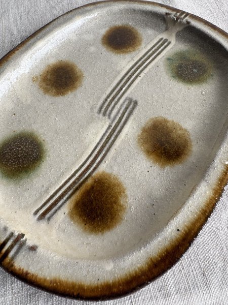 画像3: 登川均 たたら皿 隅丸（17cm×13cm/櫛目点打ち） (3)